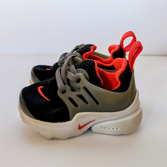 Nike Other - Nike Little Presto Black Baby Sneakers Size 2C